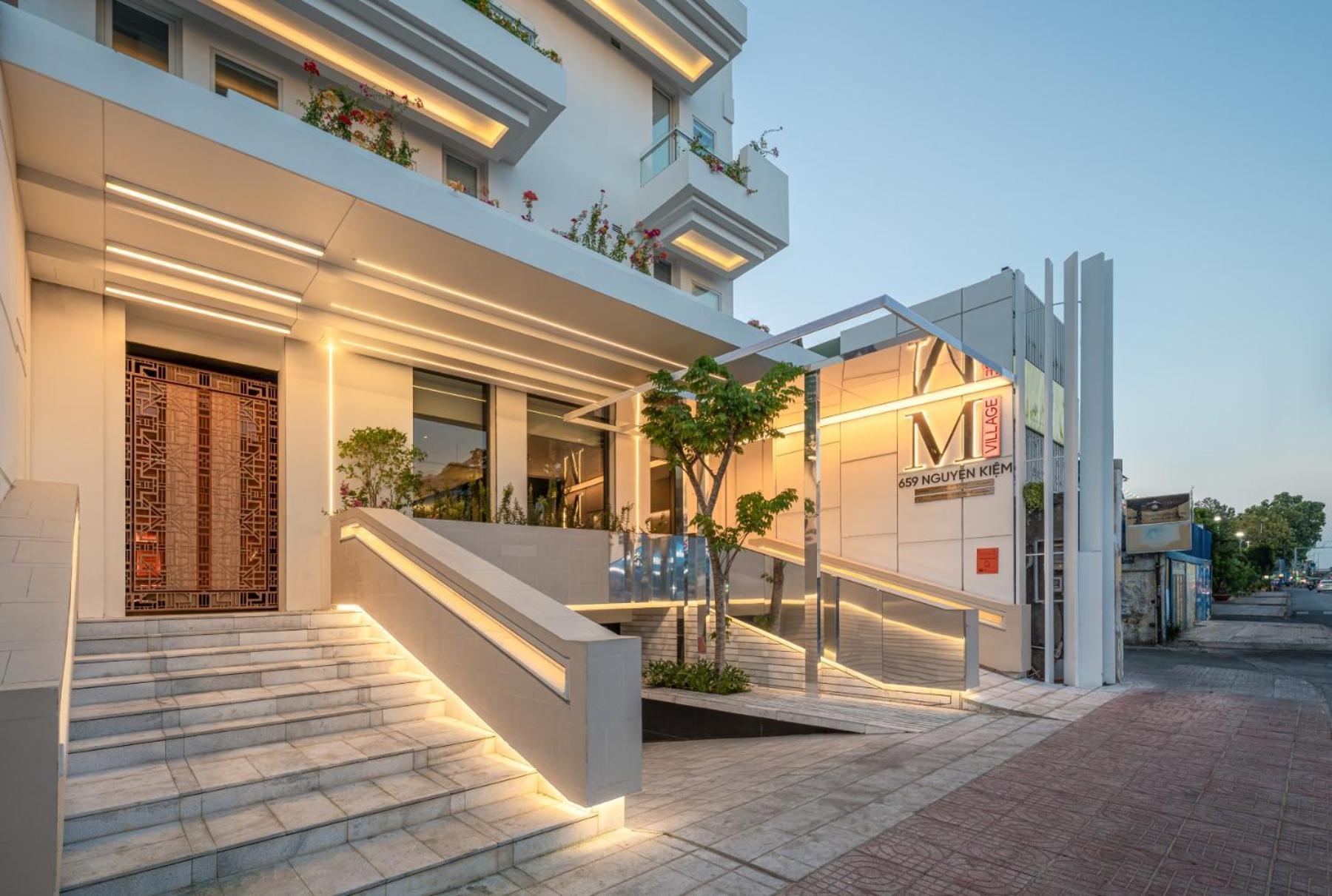 M Village Nguyen Kiem - Cosmo Airport Hotel Ho Chi Minh-byen Eksteriør bilde